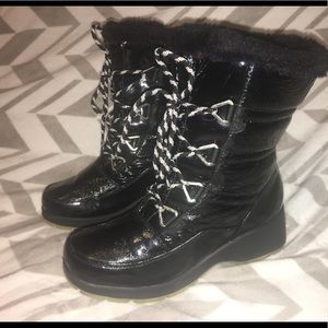 Woman’s Sporto Boots 9 black lace up hardly worn